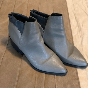 Simply Vera Vera Wang‎ Army Green Booties